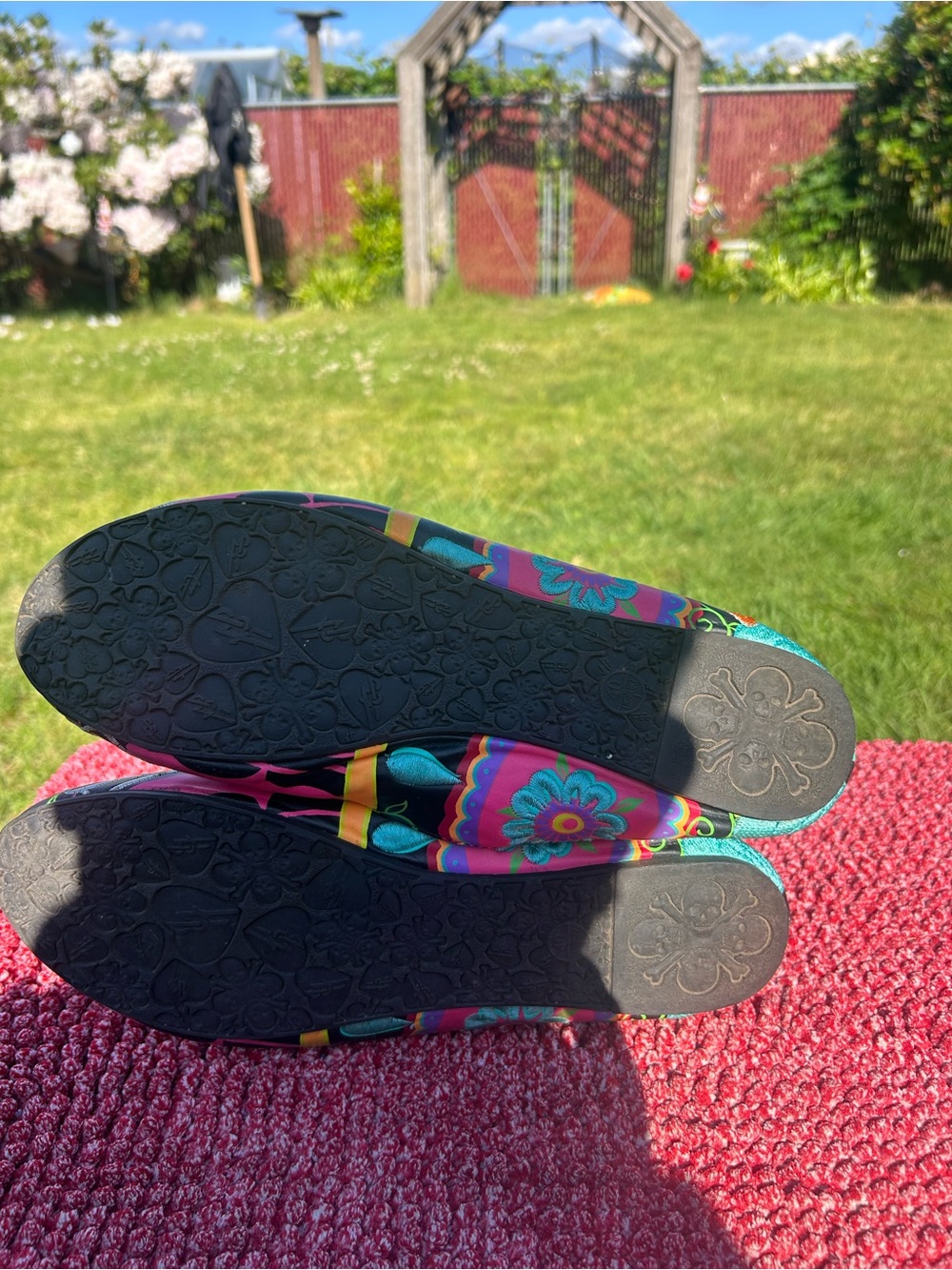 Iron Fist Women’s Colorful Floral Pink Ballet Flats Slip On Shoes Size 40/10US - Picture 13 of 13